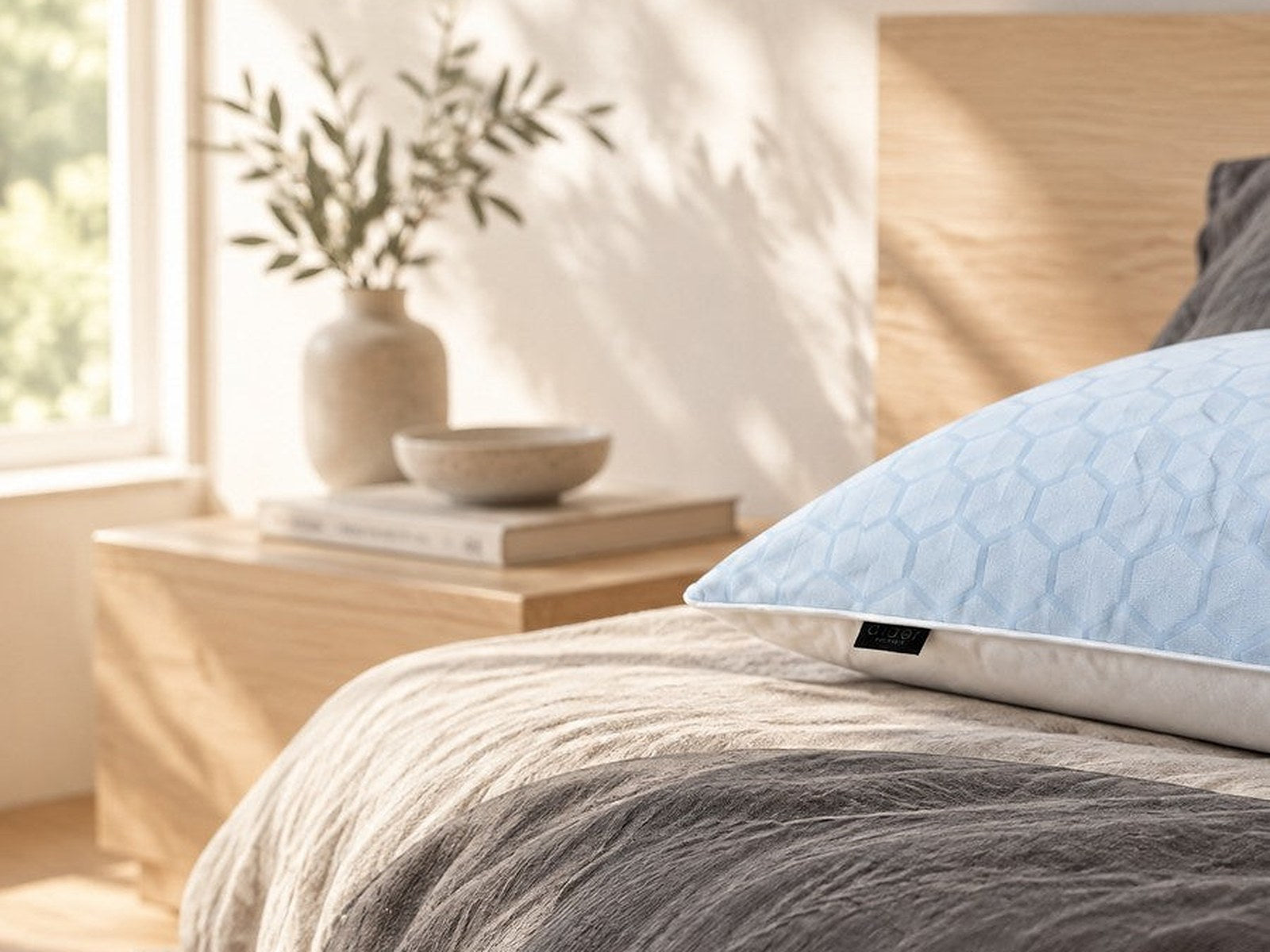 ARDOR Glacier Cooling Pillow view 1