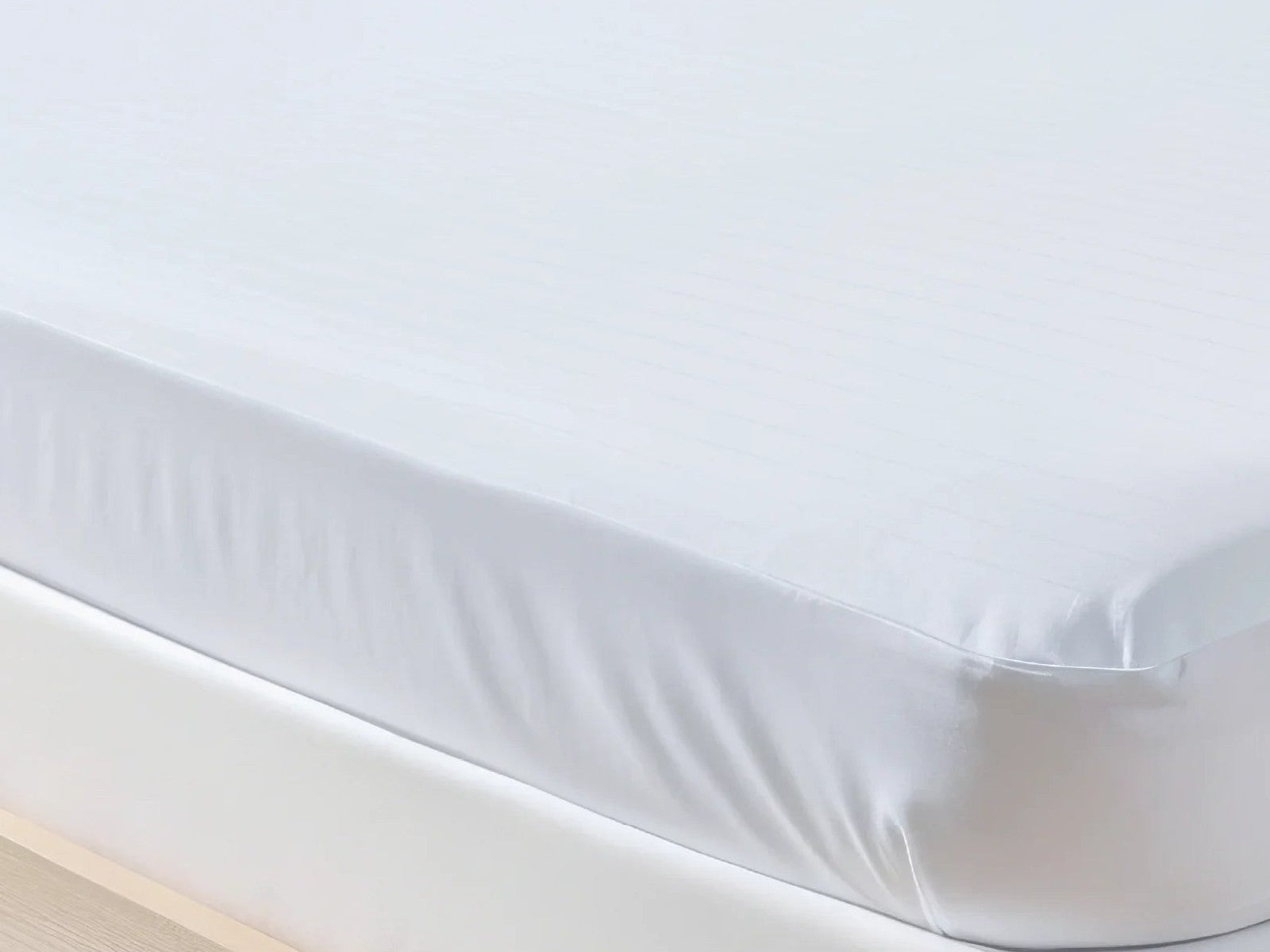 Bamboo Mattress Protector view 1
